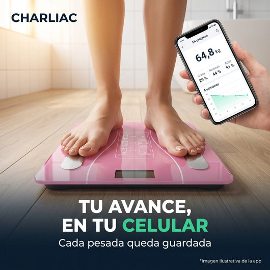 Balanza inteligente rosada con app en el celular: peso, grasa, músculo y agua guardados en cada pesada