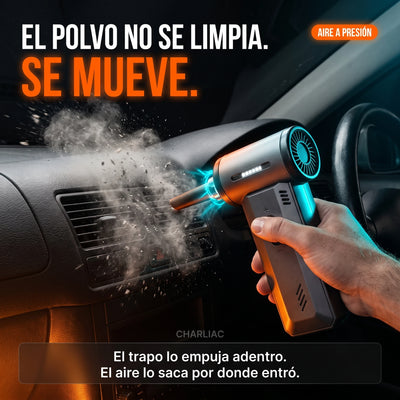 Soplador turbo limpiando la rejilla del aire del auto — el polvo no se limpia, se mueve