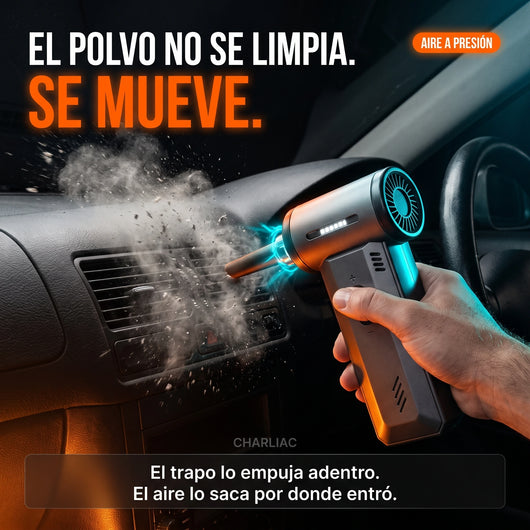 Soplador turbo limpiando la rejilla del aire del auto — el polvo no se limpia, se mueve